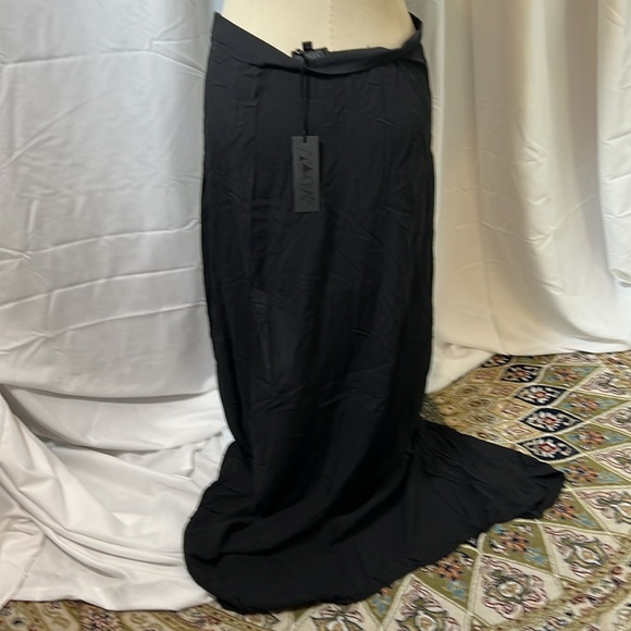 Widow Long Black Split Kilt Size XL - Picture 4 of 4